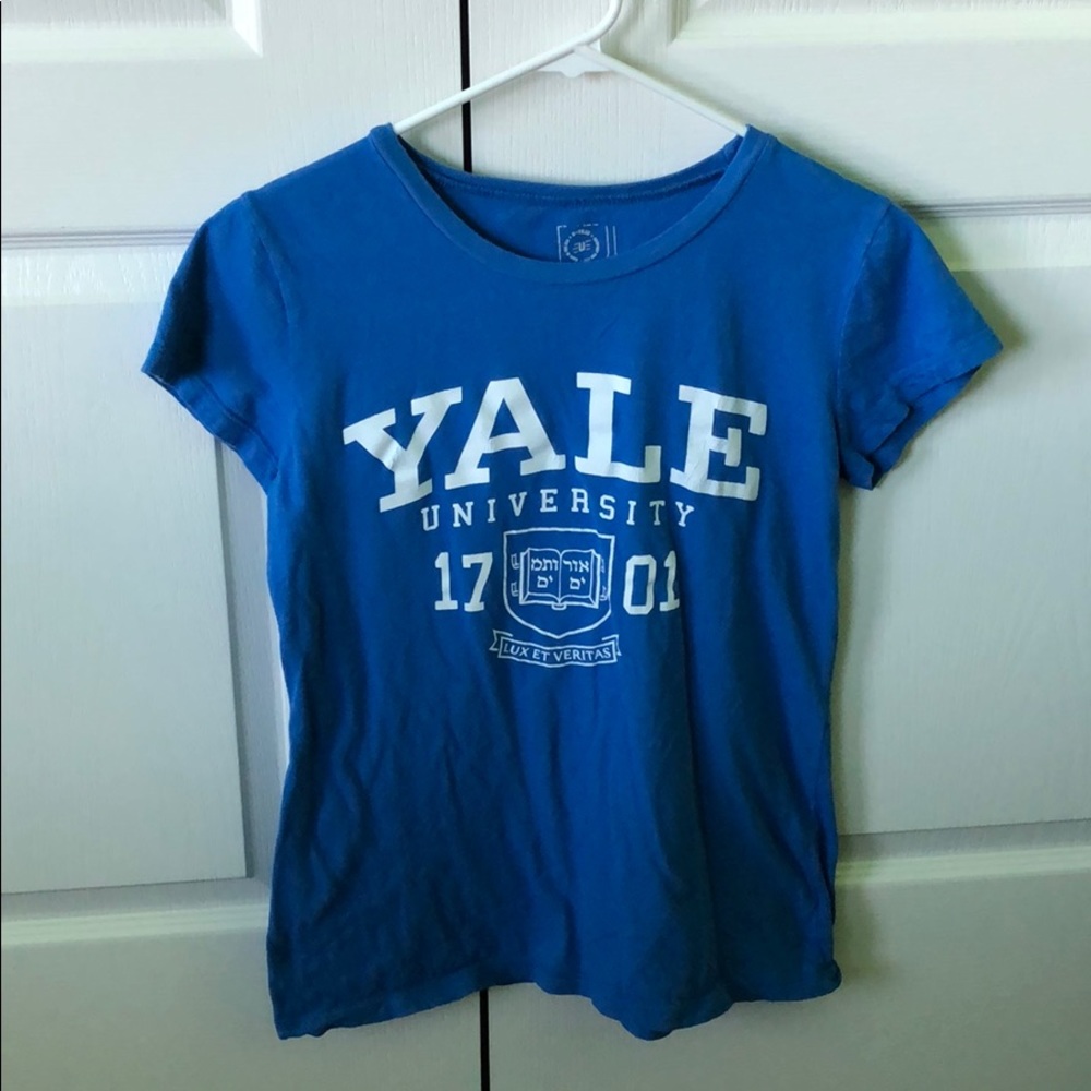 Yale Tshirt